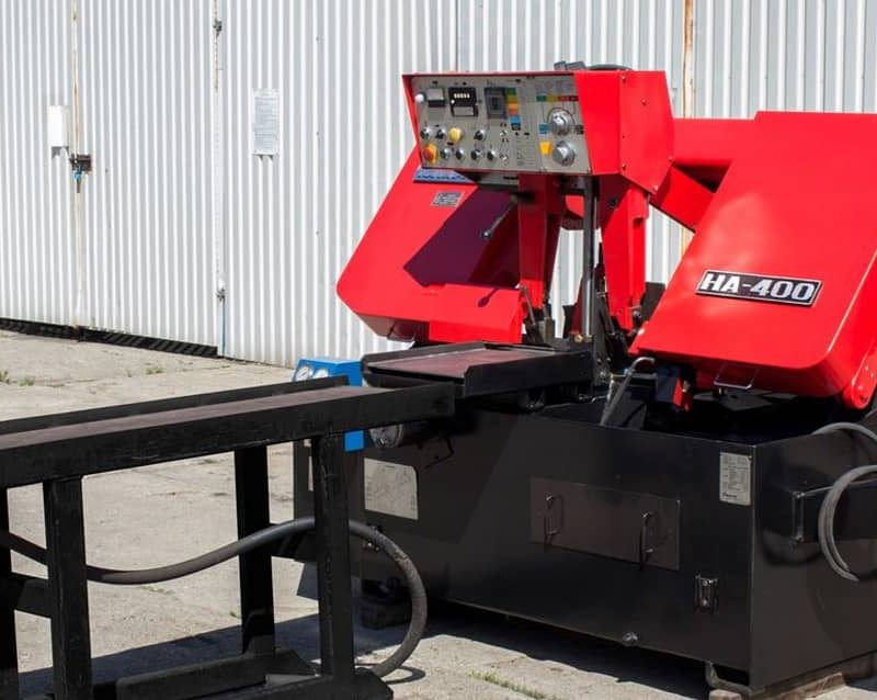 Amada HA400