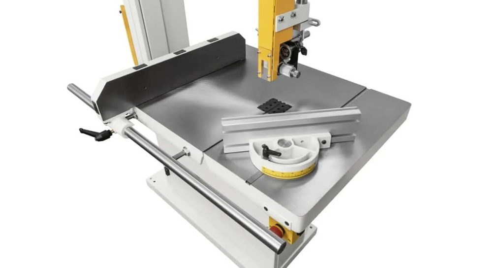 SCM Formula S 540P close view