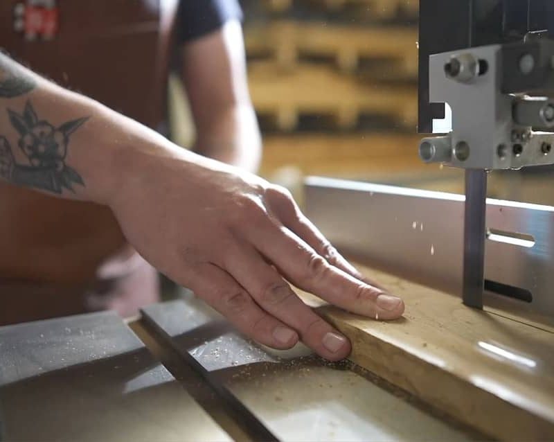Q201 Hard Back Carbon Bandsaw